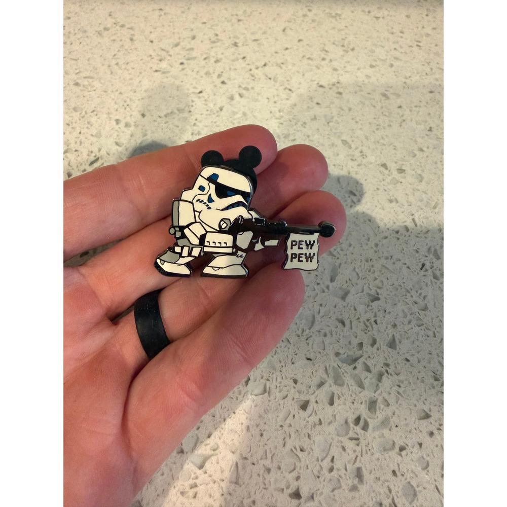 Disneyland Star Wars Stormtrooper "Pew Pew" Trading Pin
